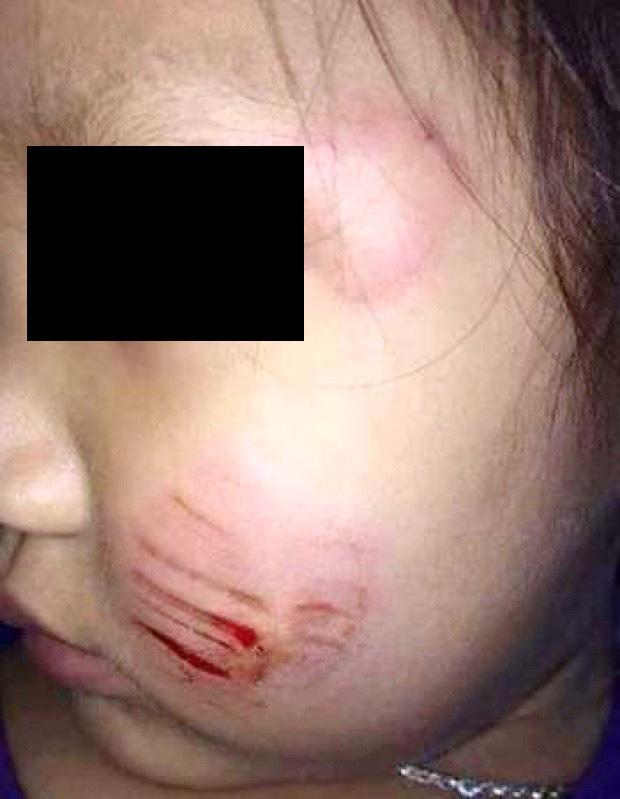 یک مربی شاگرد 3 ساله اش را با قل و زنجیر بست