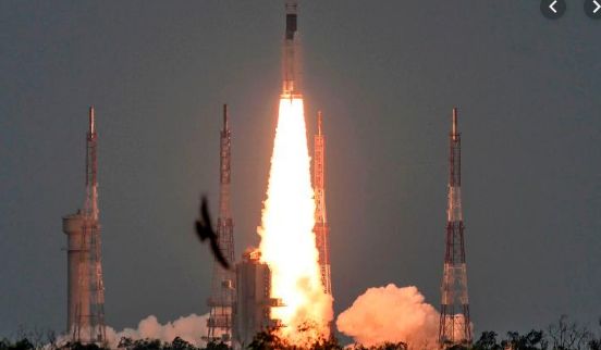 درحال تکمیل/ از دست دادن ارتباط ماهواره هندی با سفینه فضایی چاندرایان 2