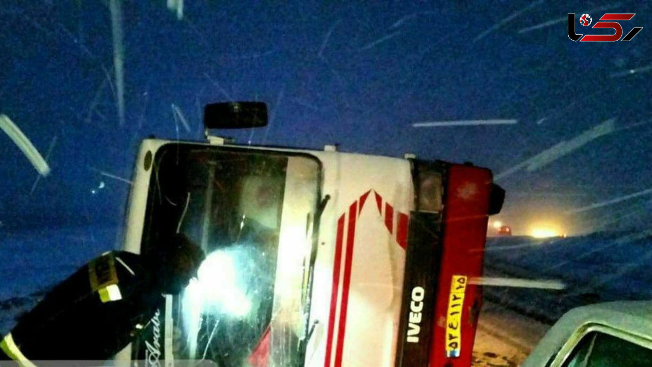  19مصدوم بر اثر واژگونی مینی بوس در جاده اهر - مشگین شهر 