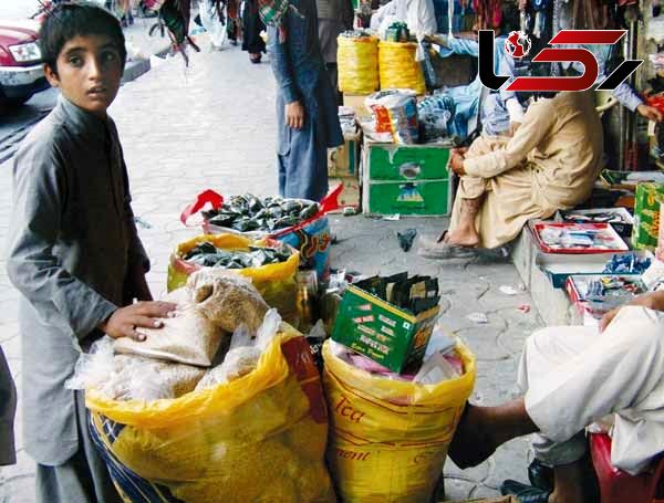 نقش خون بر متر به متر کوچه های سیستان و بلوچستان! / کودکان مصرف کنندگان ثابت مخدر "گوتکا" + عکس