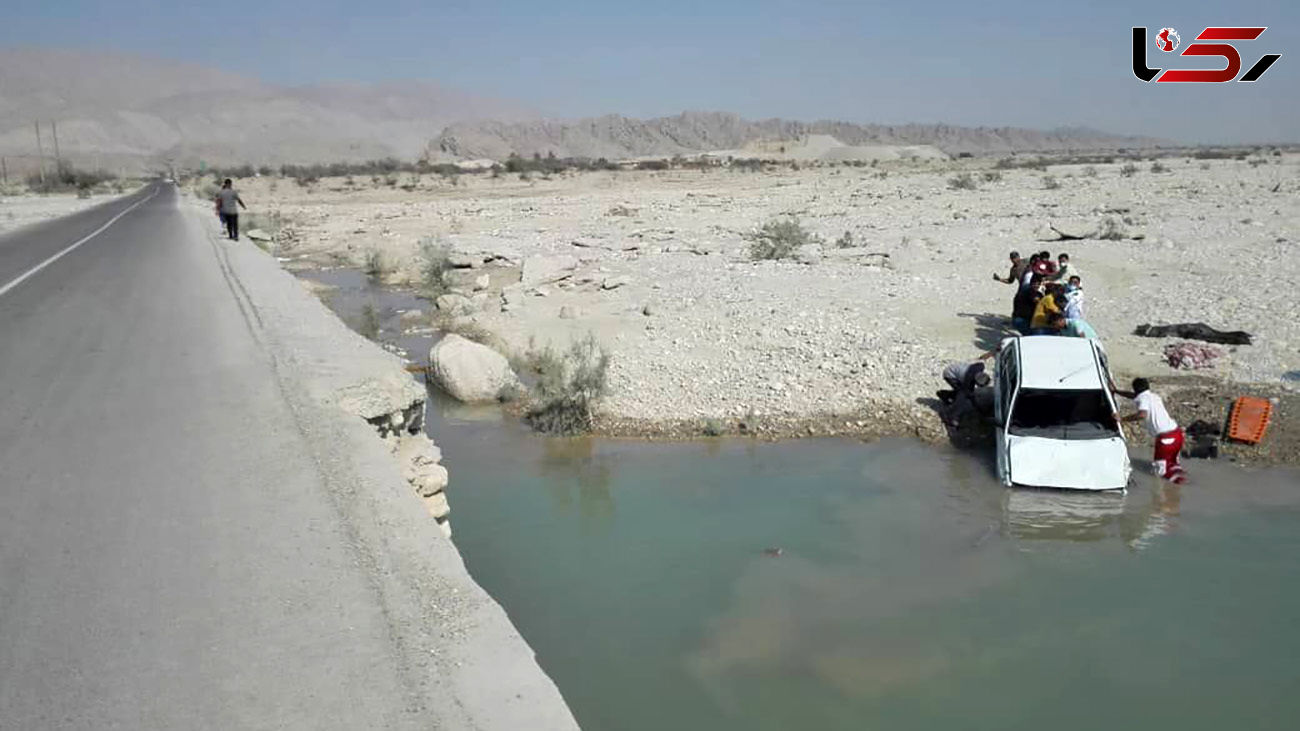 مرگ وحشتناک زوج جوان و دختربچه شان در سقوط پراید داخل آب + عکس صحنه مرگ